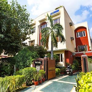 Fabhotel Altus